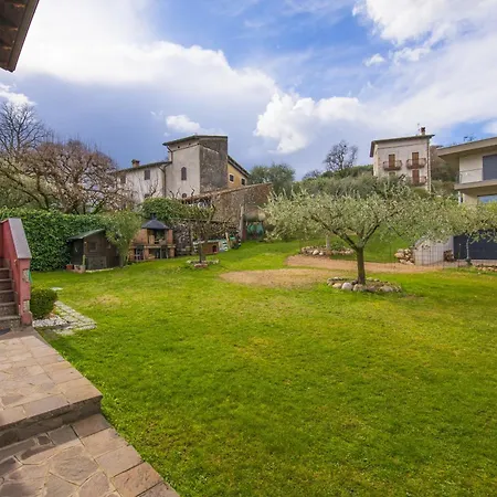 La Casa Rossa Tra E Montagna Garage Wi-fi Costermano