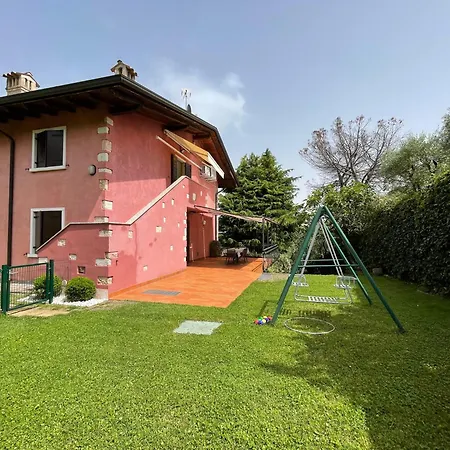 La Casa Rossa Tra E Montagna Garage Wi-fi Appartement