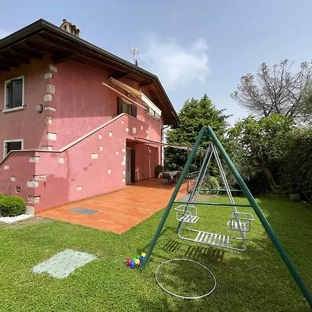 La Casa Rossa Tra E Montagna Garage Wi-fi Appartement